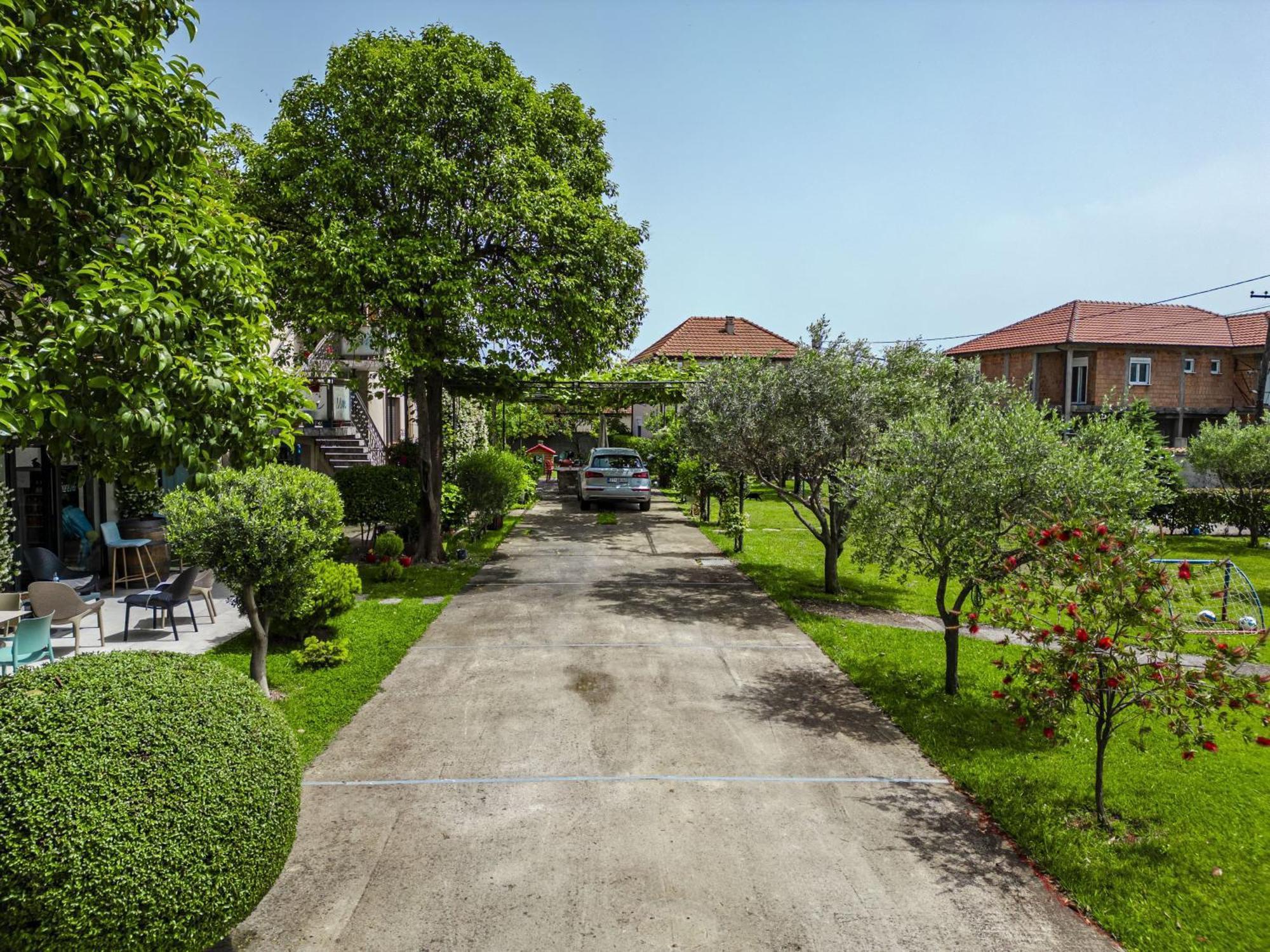 Aerodrom Apartment *