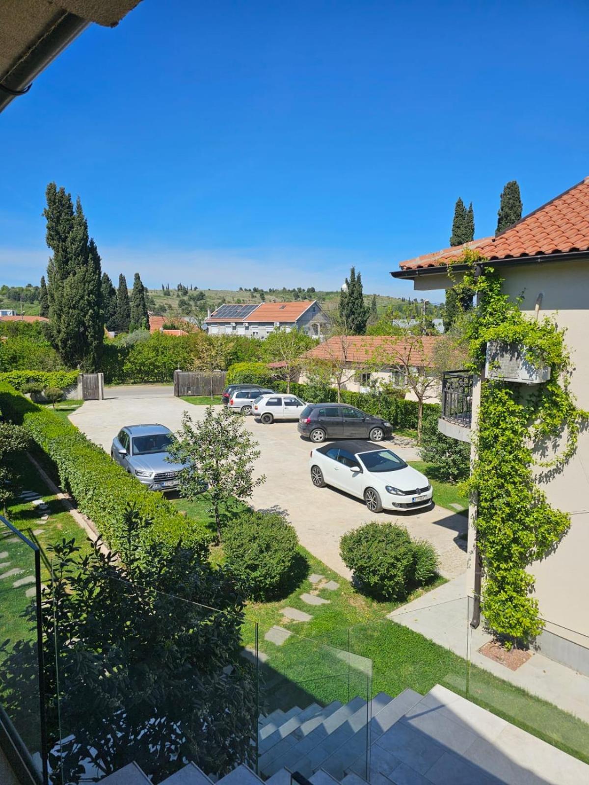 Apartment Aerodrom Podgorica